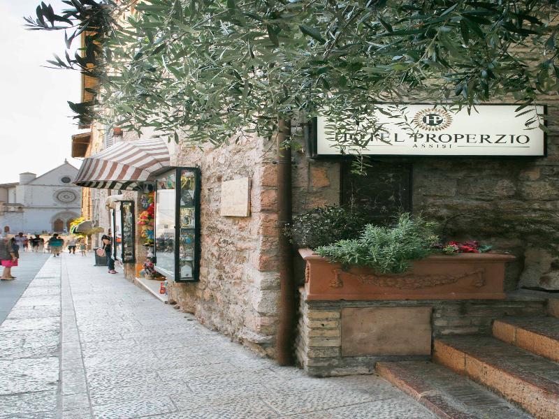 Hotel Properzio Assisi Exterior photo