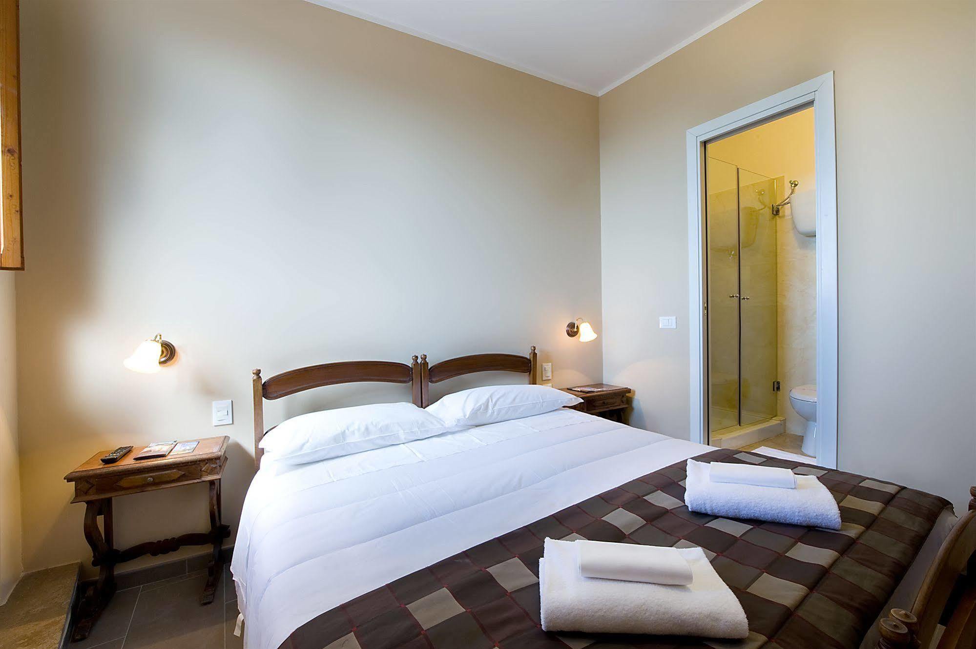 Hotel Properzio Assisi Exterior photo